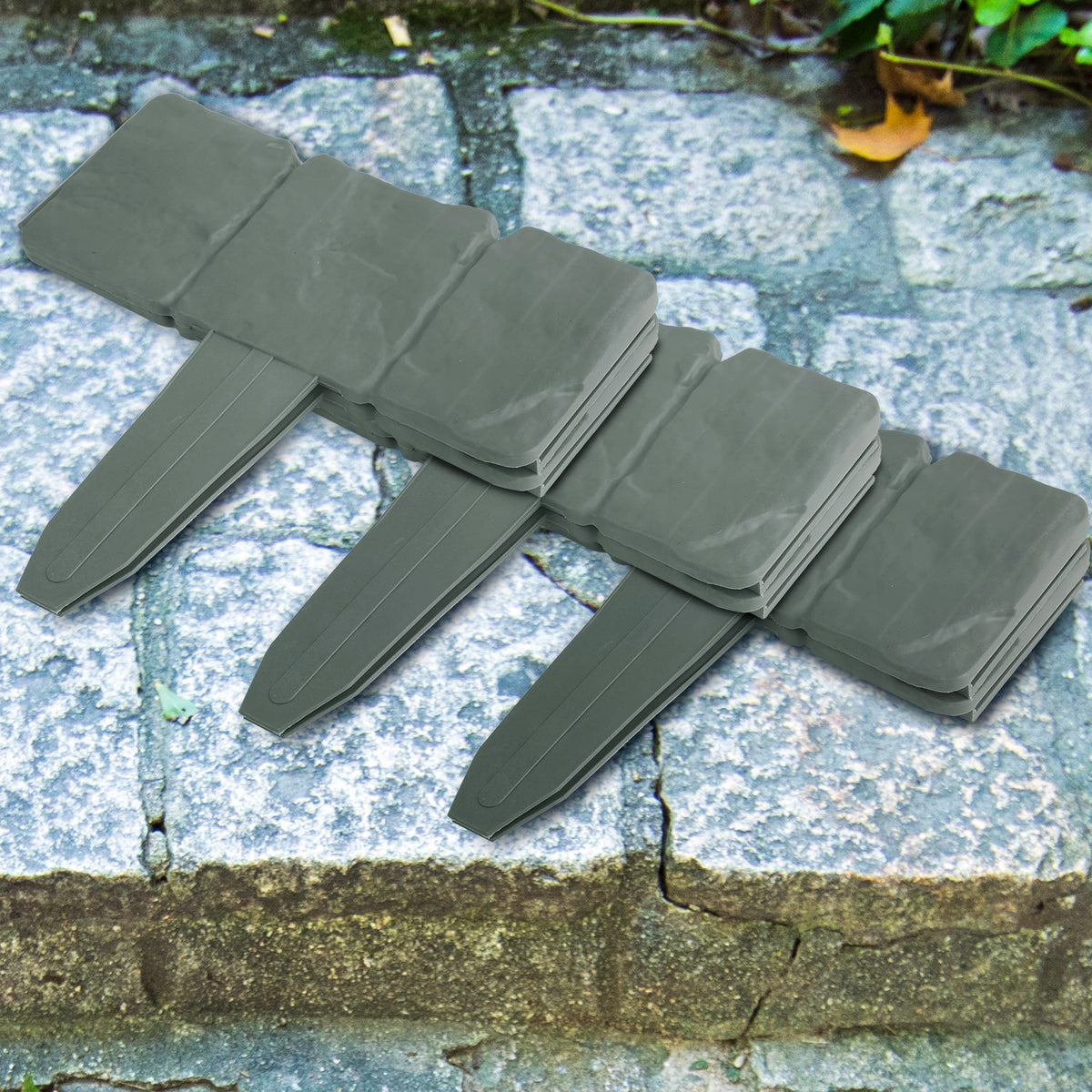 Cobblestone Lawn Edging Border, 20-Piece Set, 16 ft