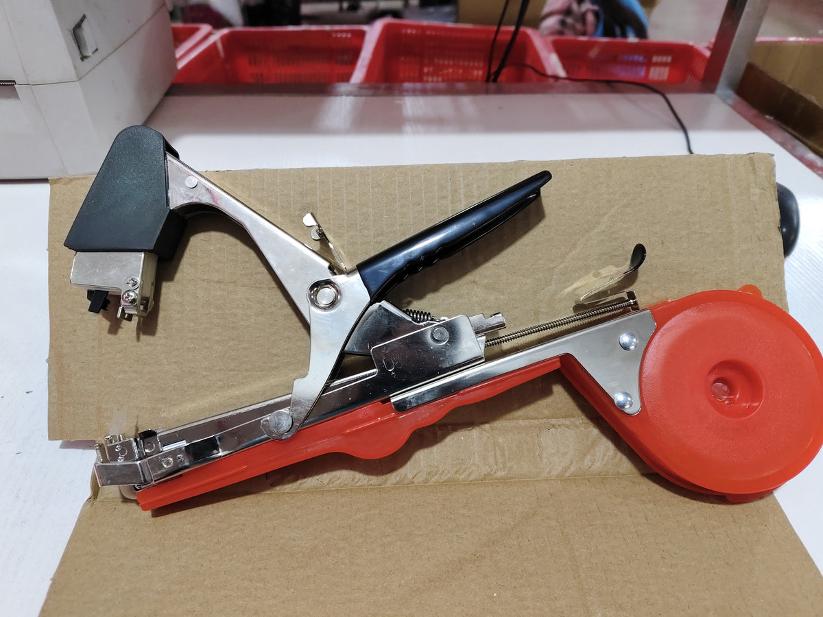 Plant Tying Tool for Tomatoes and Climbing Vines