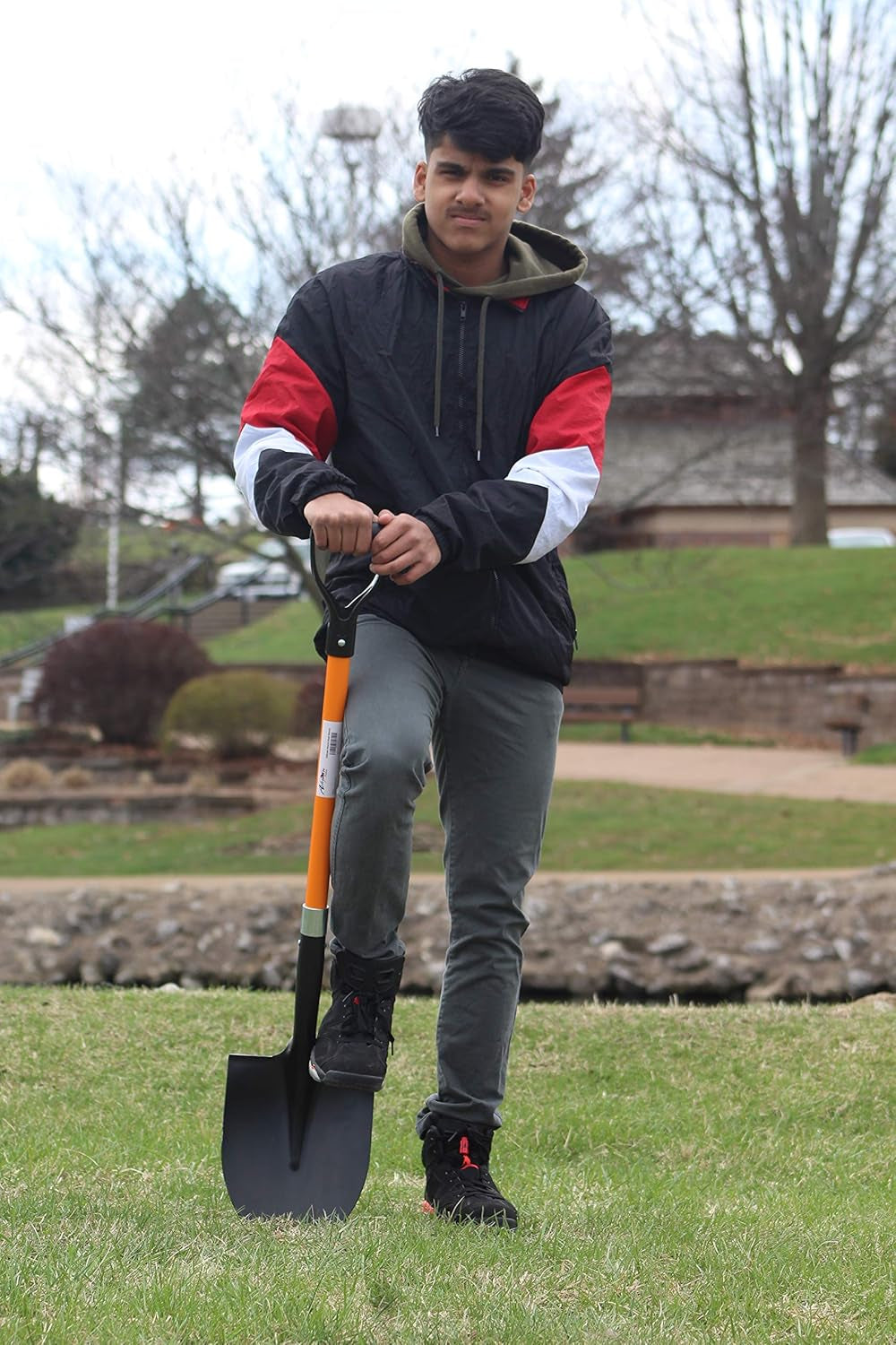 Ashman Heavy-Duty Digging Shovel (2 Pack) with Trenching Blade and 41-Inch Comfortable Handle - Ideal for Garden, Landscaping, Construction, and Masonry - Perfect for Digging Soil, Dirt, and Gravel.