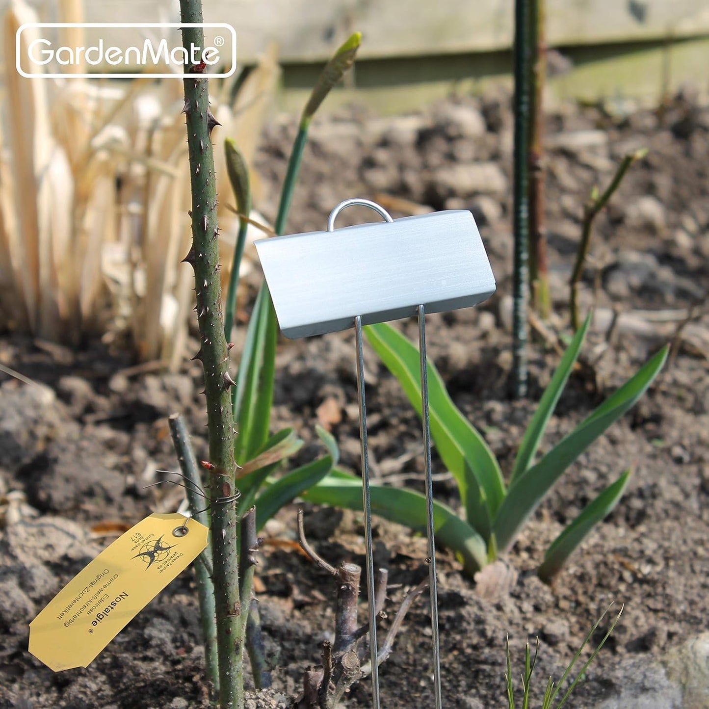 25-Pack Weatherproof Large Zinc Metal Plant Labels, Height 11.5", Label Area 3 1/2 X 1 1/4"