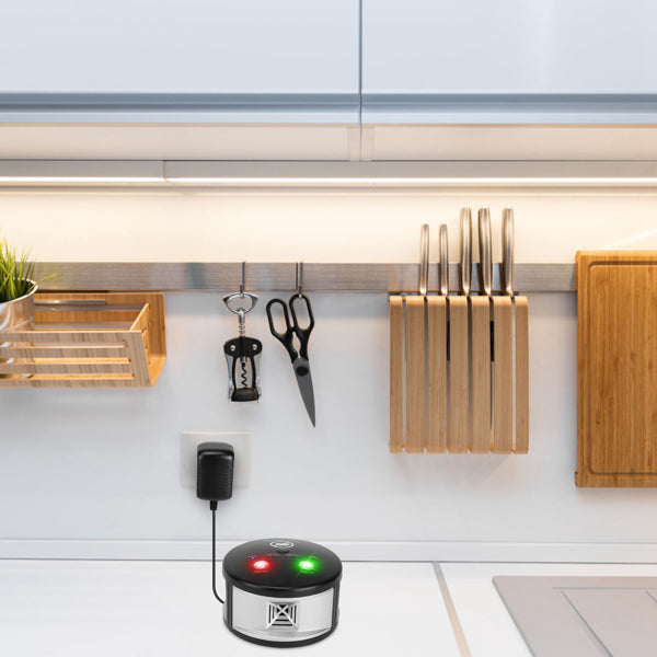 360° Ultrasonic Pest Repeller - Electronic Plug-In Rodent Control