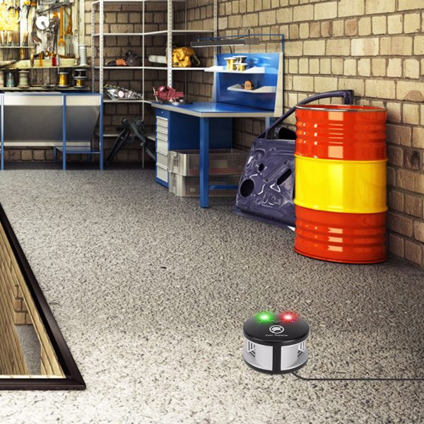 360° Ultrasonic Pest Repeller - Electronic Plug-In Rodent Control