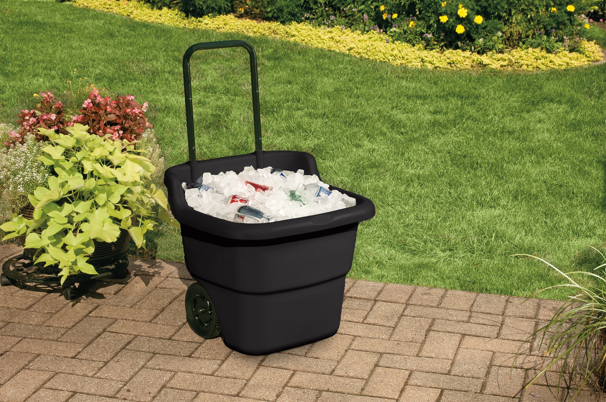 (3 Pack)  15-Gal Lawn & Garden Cart, Durable Resin Material, Assembled L: 20.75", W: 22.5", H: 35.75"