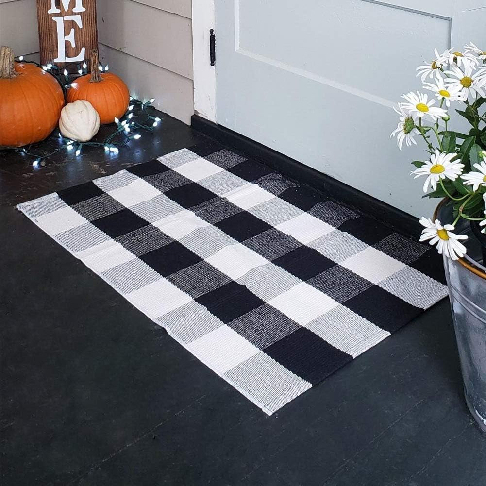 Buffalo Check Rug,Buffalo Plaid Rugs 23.6''X35.4'', Checkered Plaid Rug, Check Plaid Area Rug for Layered Door Mats/Kitchen/Bathroom/Laundry Room (Black and White Plaid Rug)