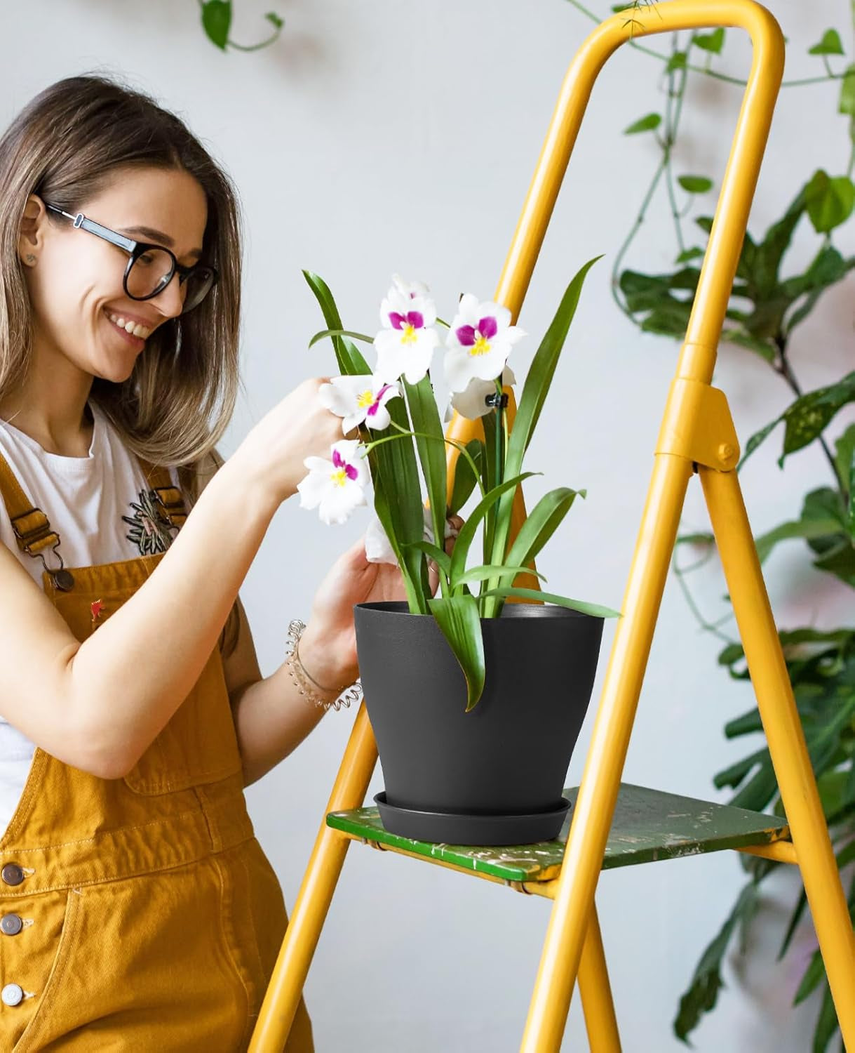 Plant Pots, Set of 15 Plastic Planters with Multiple Drainage Holes and Tray 6 Inch Indoor Plant Pot for All Home Garden Flowers Succulents (Black)