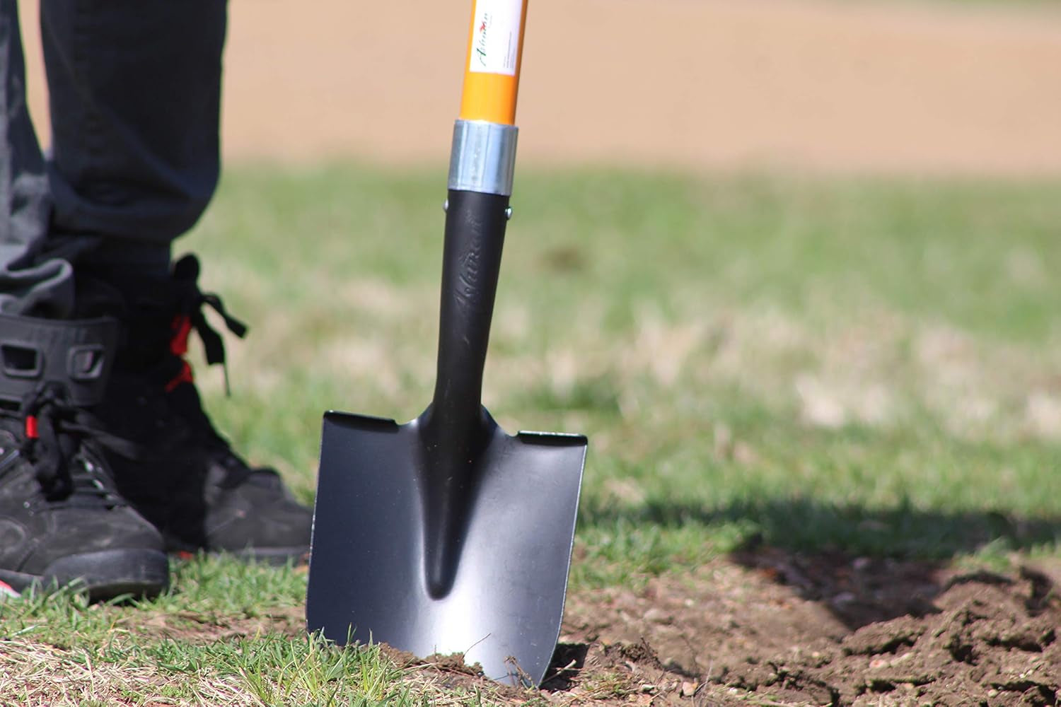 Ashman Heavy-Duty Digging Shovel (2 Pack) with Trenching Blade and 41-Inch Comfortable Handle - Ideal for Garden, Landscaping, Construction, and Masonry - Perfect for Digging Soil, Dirt, and Gravel.